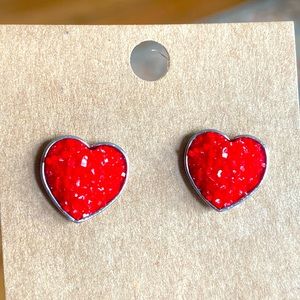 Red druzy heart stud earrings-NWT